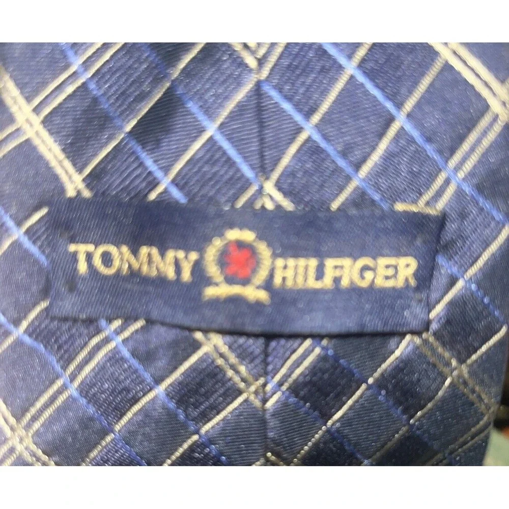 TOMMY HILFIGER DARKBLUE YELLOW CHECKER 100% SILK‎ NECKTIE TIE